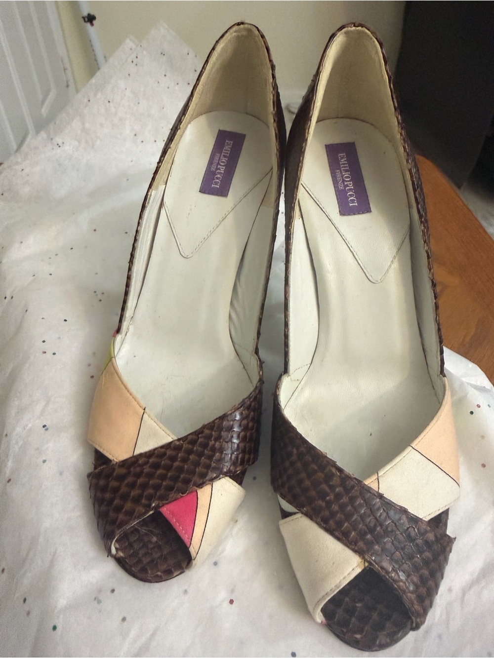 Emilio Pucci AUTHENTIC Brown Snakeskin Peep-Toe Pumps with Cream & Pink Insets